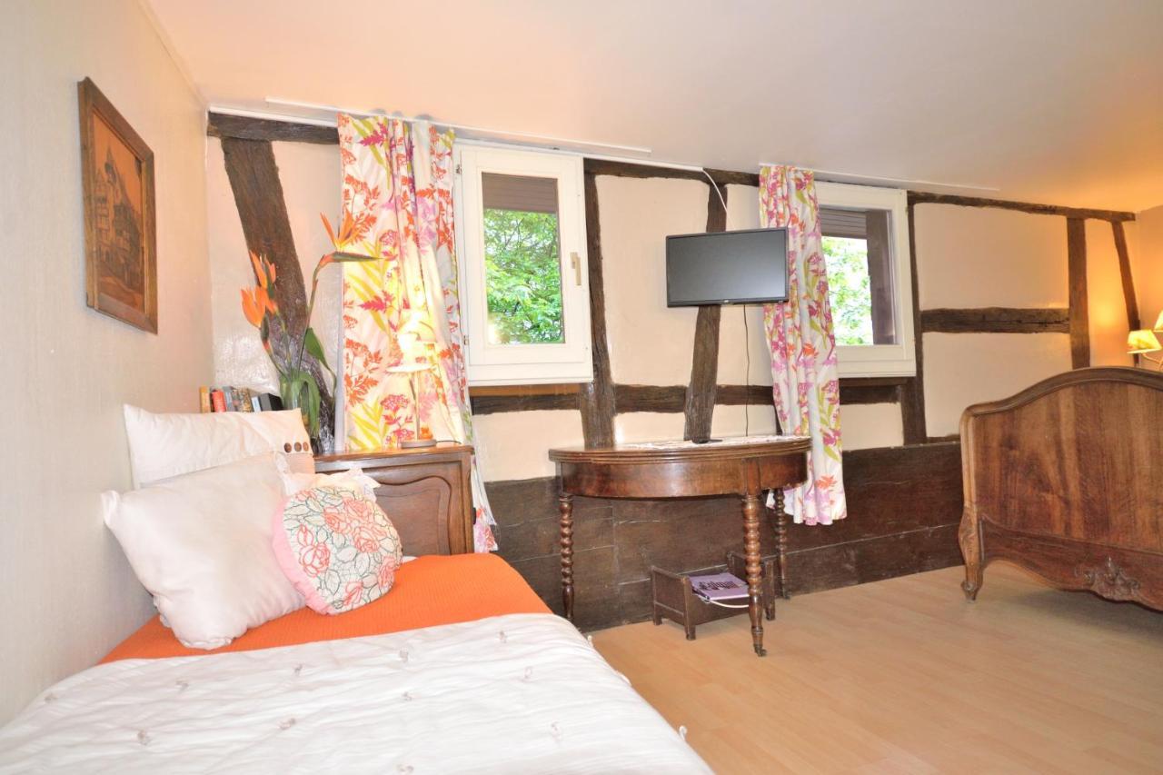 Chez Cecile Bed And Breakfast Chez Le Vigneron Colmar Exterior foto